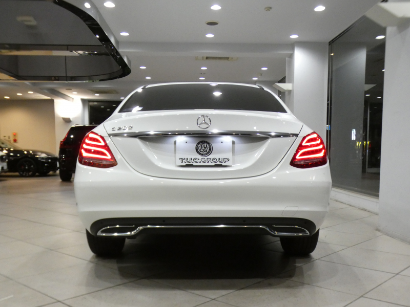 メルセデスベンツ Cクラス C200 ｴｸｽｸﾙｰｼﾌﾞﾗｲﾝﾘﾐﾃｯﾄﾞ(本革仕様) ﾚｰﾀﾞｰｾｰﾌﾃｨPKG　☆限定300台 ☆1ｵｰﾅｰ 黒革 ﾋｰﾀｰ ﾅﾋﾞTV Bｶﾒﾗ PTS ☆ｴｱﾊﾞﾗﾝｽ LEDﾗｲﾄ ｱﾝﾋﾞｴﾝﾄﾗｲﾄ ｵｰﾄﾄﾗﾝｸ 専用ﾃﾞｻﾞｲﾝｴｸｽﾃﾘｱ&17AW　2年保証