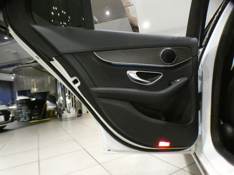 メルセデスベンツ Cクラス C200 ｴｸｽｸﾙｰｼﾌﾞﾗｲﾝﾘﾐﾃｯﾄﾞ(本革仕様) ﾚｰﾀﾞｰｾｰﾌﾃｨPKG　☆限定300台 ☆1ｵｰﾅｰ 黒革 ﾋｰﾀｰ ﾅﾋﾞTV Bｶﾒﾗ PTS ☆ｴｱﾊﾞﾗﾝｽ LEDﾗｲﾄ ｱﾝﾋﾞｴﾝﾄﾗｲﾄ ｵｰﾄﾄﾗﾝｸ 専用ﾃﾞｻﾞｲﾝｴｸｽﾃﾘｱ&17AW　2年保証