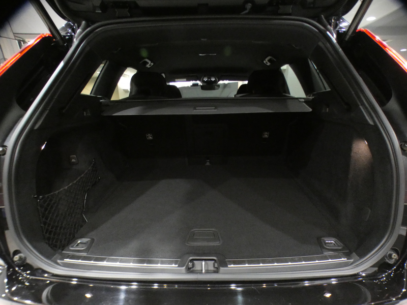 ボルボ XC60 XC60 B6 AWD Rﾃﾞｻﾞｲﾝ　 ｼﾃｨｾｰﾌﾃｨ ACC･BLIS 黒半革 全席ﾋｰﾀｰ ☆ﾀｯﾁｽｸﾘｰﾝGoogleﾅﾋﾞTV harman/K 全周囲ｶﾒﾗ ﾜｲﾔﾚｽCH ﾍｯﾄﾞｱｯﾌﾟDSP LEDﾗｲﾄ Rﾃﾞｻﾞｲﾝ専用ｴｸｽﾃﾘｱ&21AW 300ps　2年保証