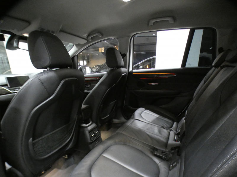 BMW 2シリーズ 218iｸﾞﾗﾝﾂｱﾗｰ ﾗｸﾞｼﾞｭｱﾘｰ ADｾｰﾌﾃｨPKG　☆有償ｶﾗｰ ☆後期 追ACC ﾚｰﾝDW 黒革 ﾋｰﾀｰ iﾄﾞﾗｲﾌﾞﾅﾋﾞ(第6世代ﾀｯﾁP対応) ﾍｯﾄﾞｱｯﾌﾟDSP Bｶﾒﾗ PDC LEDﾗｲﾄ ｵｰﾄﾃｰﾙｹﾞｰﾄ　2年保証