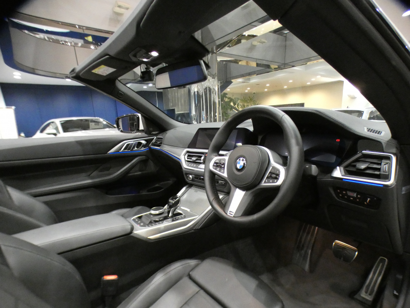 BMW 4シリーズ 420iｶﾌﾞﾘｵﾚ Mｽﾎﾟｰﾂ ｲﾉﾍﾞｰｼｮﾝ&ﾌｧｽﾄﾄﾗｯｸPKG　☆有償ｶﾗｰ 追ACC ﾚｰﾝCHW 衝突軽減 黒革/黒幌 ﾋｰﾀｰ&ｴｱｶﾗｰ ☆ﾍﾞﾝﾁﾚｰｼｮﾝ iﾄﾞﾗｲﾌﾞﾅﾋﾞ(第7世代) ☆harmank ﾜｲﾔﾚｽCH 全周囲ｶﾒﾗ PDC ☆ﾚｰｻﾞｰﾗｲﾄ Mｽﾎﾟｰﾂｴｸｽﾃﾘｱ&19AW　2年保証
