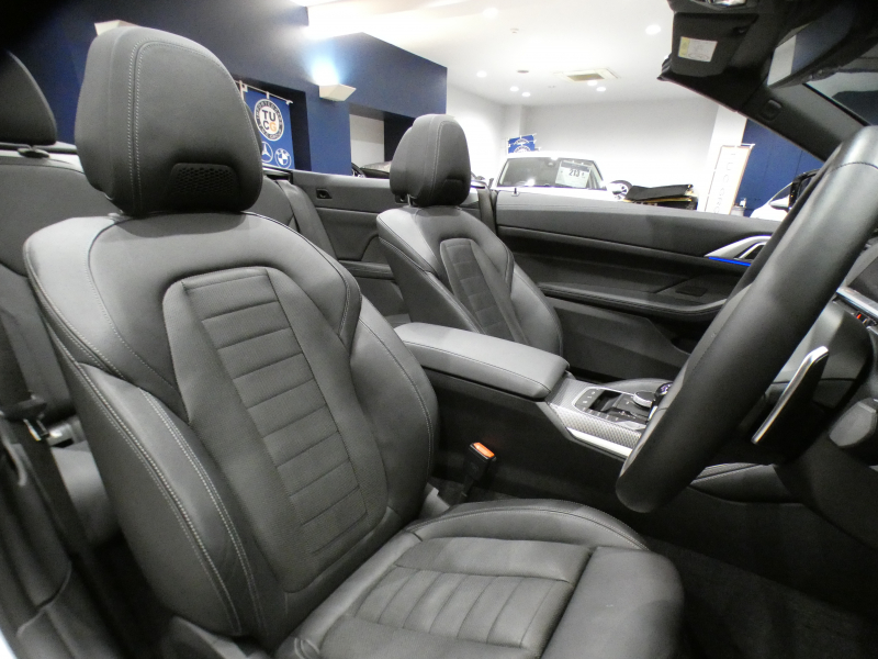 BMW 4シリーズ 420iｶﾌﾞﾘｵﾚ Mｽﾎﾟｰﾂ ｲﾉﾍﾞｰｼｮﾝ&ﾌｧｽﾄﾄﾗｯｸPKG　☆有償ｶﾗｰ 追ACC ﾚｰﾝCHW 衝突軽減 黒革/黒幌 ﾋｰﾀｰ&ｴｱｶﾗｰ ☆ﾍﾞﾝﾁﾚｰｼｮﾝ iﾄﾞﾗｲﾌﾞﾅﾋﾞ(第7世代) ☆harmank ﾜｲﾔﾚｽCH 全周囲ｶﾒﾗ PDC ☆ﾚｰｻﾞｰﾗｲﾄ Mｽﾎﾟｰﾂｴｸｽﾃﾘｱ&19AW　2年保証