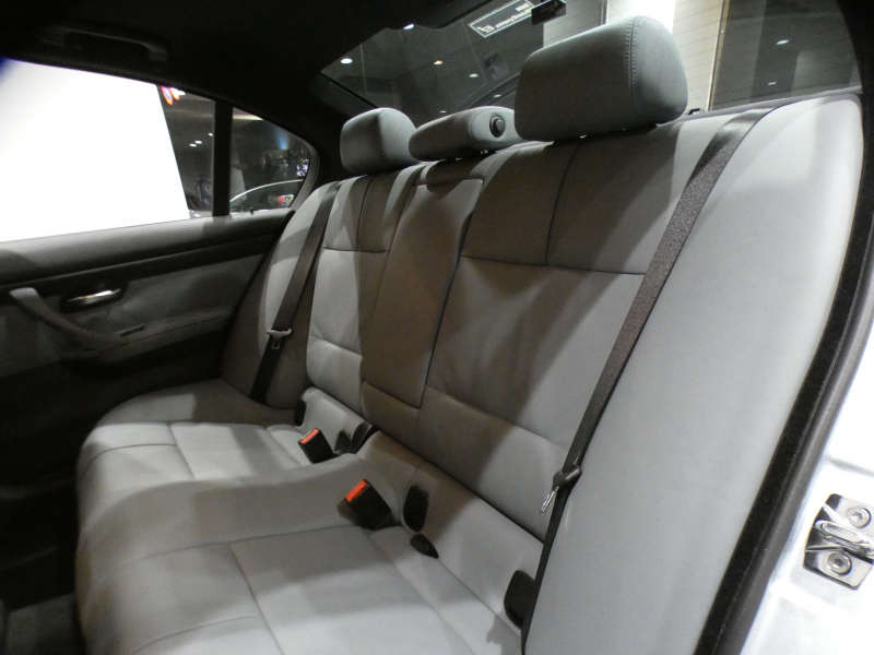 BMW Mシリーズ M3ｾﾀﾞﾝ MDCT Drive logic　☆ﾃﾞｨｰﾗ-記録簿多数 ｺﾝﾌｫA ｸﾞﾚｰ革 ﾋｰﾀｰ iﾄﾞﾗｲﾌﾞﾅﾋﾞ Bｶﾒﾗ PDC ｷｾﾉﾝ 専用ｴｸｽﾃﾘｱ&18AW ☆V8NAｴﾝｼﾞﾝ 420ps　2年保証