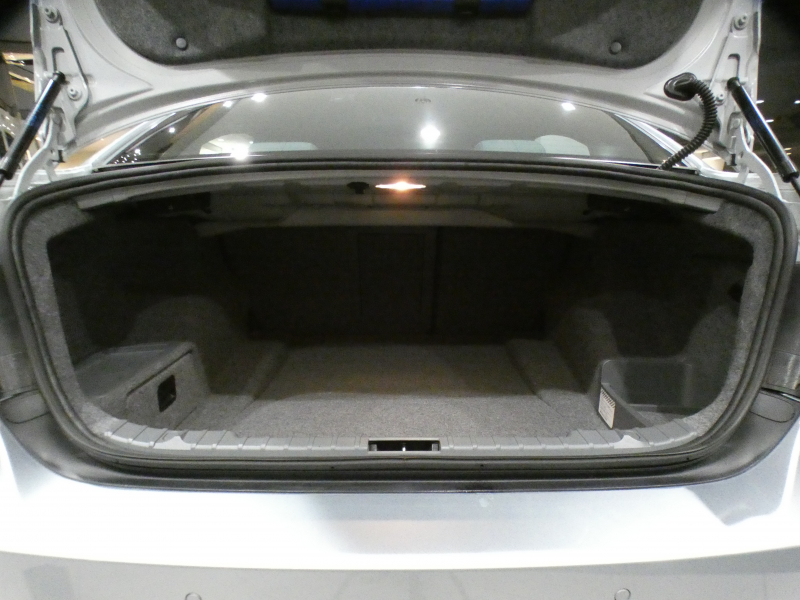 BMW Mシリーズ M3ｾﾀﾞﾝ MDCT Drive logic　☆ﾃﾞｨｰﾗ-記録簿多数 ｺﾝﾌｫA ｸﾞﾚｰ革 ﾋｰﾀｰ iﾄﾞﾗｲﾌﾞﾅﾋﾞ Bｶﾒﾗ PDC ｷｾﾉﾝ 専用ｴｸｽﾃﾘｱ&18AW ☆V8NAｴﾝｼﾞﾝ 420ps　2年保証