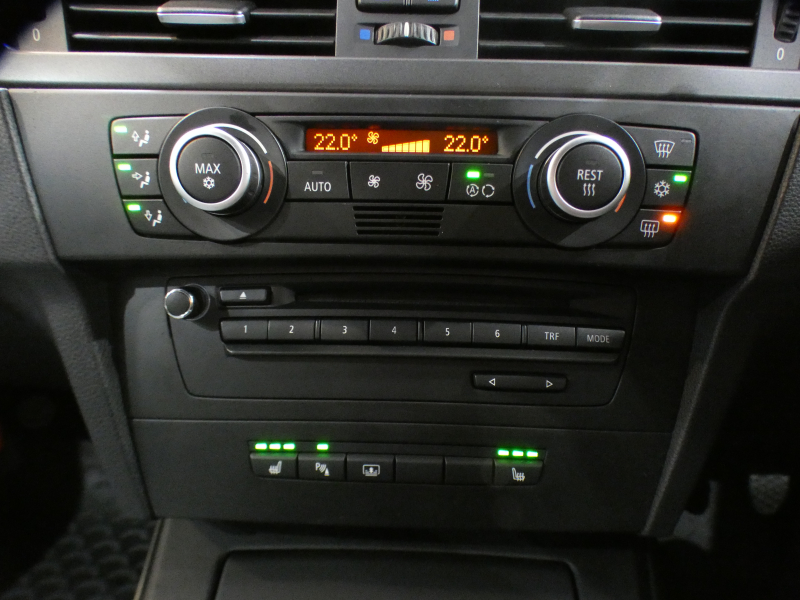 BMW Mシリーズ M3ｾﾀﾞﾝ MDCT Drive logic　☆ﾃﾞｨｰﾗ-記録簿多数 ｺﾝﾌｫA ｸﾞﾚｰ革 ﾋｰﾀｰ iﾄﾞﾗｲﾌﾞﾅﾋﾞ Bｶﾒﾗ PDC ｷｾﾉﾝ 専用ｴｸｽﾃﾘｱ&18AW ☆V8NAｴﾝｼﾞﾝ 420ps　2年保証