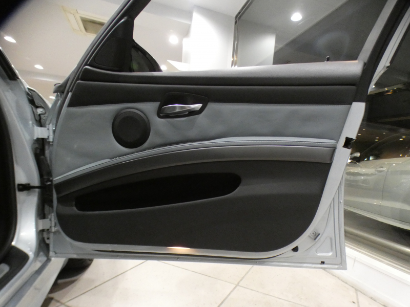 BMW Mシリーズ M3ｾﾀﾞﾝ MDCT Drive logic　☆ﾃﾞｨｰﾗ-記録簿多数 ｺﾝﾌｫA ｸﾞﾚｰ革 ﾋｰﾀｰ iﾄﾞﾗｲﾌﾞﾅﾋﾞ Bｶﾒﾗ PDC ｷｾﾉﾝ 専用ｴｸｽﾃﾘｱ&18AW ☆V8NAｴﾝｼﾞﾝ 420ps　2年保証