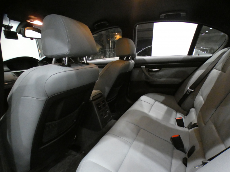 BMW Mシリーズ M3ｾﾀﾞﾝ MDCT Drive logic　☆ﾃﾞｨｰﾗ-記録簿多数 ｺﾝﾌｫA ｸﾞﾚｰ革 ﾋｰﾀｰ iﾄﾞﾗｲﾌﾞﾅﾋﾞ Bｶﾒﾗ PDC ｷｾﾉﾝ 専用ｴｸｽﾃﾘｱ&18AW ☆V8NAｴﾝｼﾞﾝ 420ps　2年保証