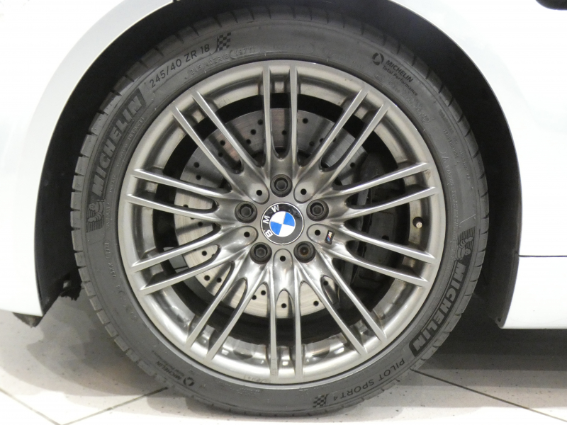 BMW Mシリーズ M3ｾﾀﾞﾝ MDCT Drive logic　☆ﾃﾞｨｰﾗ-記録簿多数 ｺﾝﾌｫA ｸﾞﾚｰ革 ﾋｰﾀｰ iﾄﾞﾗｲﾌﾞﾅﾋﾞ Bｶﾒﾗ PDC ｷｾﾉﾝ 専用ｴｸｽﾃﾘｱ&18AW ☆V8NAｴﾝｼﾞﾝ 420ps　2年保証