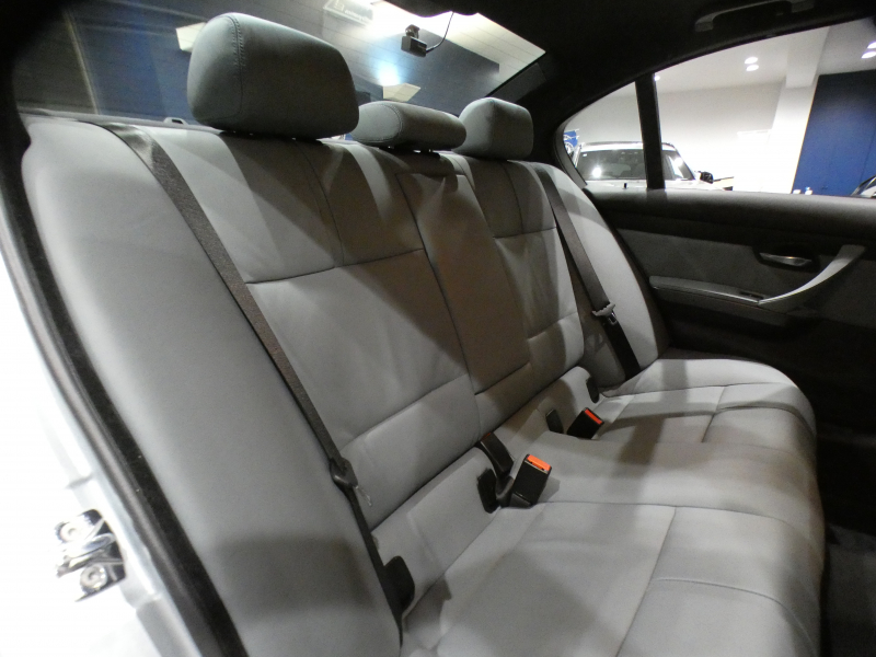 BMW Mシリーズ M3ｾﾀﾞﾝ MDCT Drive logic　☆ﾃﾞｨｰﾗ-記録簿多数 ｺﾝﾌｫA ｸﾞﾚｰ革 ﾋｰﾀｰ iﾄﾞﾗｲﾌﾞﾅﾋﾞ Bｶﾒﾗ PDC ｷｾﾉﾝ 専用ｴｸｽﾃﾘｱ&18AW ☆V8NAｴﾝｼﾞﾝ 420ps　2年保証