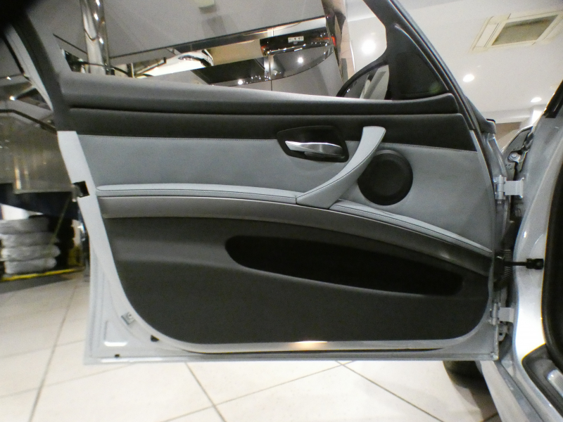 BMW Mシリーズ M3ｾﾀﾞﾝ MDCT Drive logic　☆ﾃﾞｨｰﾗ-記録簿多数 ｺﾝﾌｫA ｸﾞﾚｰ革 ﾋｰﾀｰ iﾄﾞﾗｲﾌﾞﾅﾋﾞ Bｶﾒﾗ PDC ｷｾﾉﾝ 専用ｴｸｽﾃﾘｱ&18AW ☆V8NAｴﾝｼﾞﾝ 420ps　2年保証