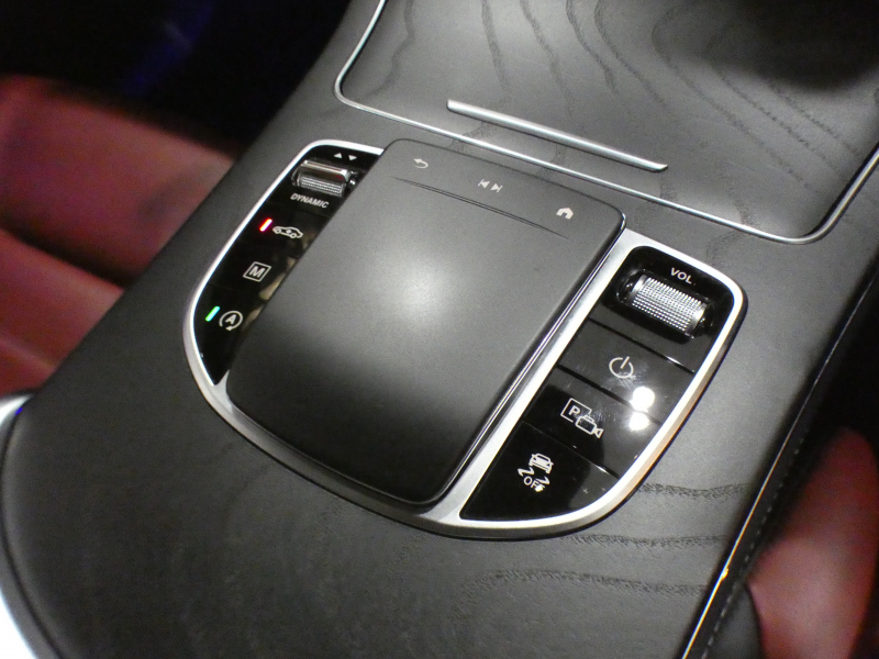 メルセデスベンツ GLCクーペ GLC220d 4MATICｸｰﾍﾟ AMGﾗｲﾝ&ﾚｰﾀﾞｰｾｰﾌﾃｨPKG　後期 ☆黒&赤革 全席ﾋｰﾀｰ ｻﾝﾙｰﾌ MBUX Meｺﾈ 全周囲ｶﾒﾗ PTS ﾜｲﾔﾚｽCH ﾏﾙﾁﾋﾞｰﾑLED ｱﾝﾋﾞｴﾝﾄﾗｲﾄ AMGｽﾀｲﾘﾝｸﾞ&19AW　2年保証