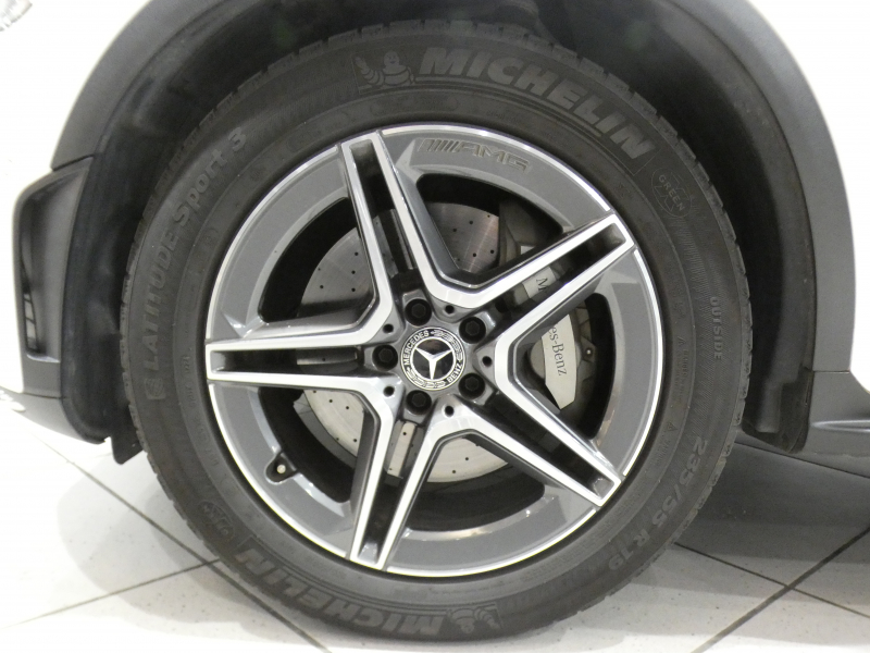 メルセデスベンツ GLCクーペ GLC220d 4MATICｸｰﾍﾟ AMGﾗｲﾝ&ﾚｰﾀﾞｰｾｰﾌﾃｨPKG　後期 ☆黒&赤革 全席ﾋｰﾀｰ ｻﾝﾙｰﾌ MBUX Meｺﾈ 全周囲ｶﾒﾗ PTS ﾜｲﾔﾚｽCH ﾏﾙﾁﾋﾞｰﾑLED ｱﾝﾋﾞｴﾝﾄﾗｲﾄ AMGｽﾀｲﾘﾝｸﾞ&19AW　2年保証