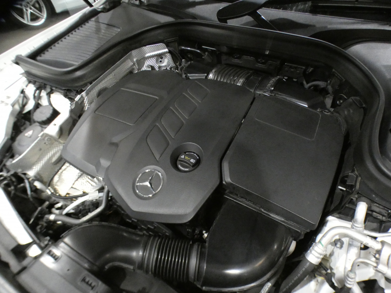 メルセデスベンツ GLCクーペ GLC220d 4MATICｸｰﾍﾟ AMGﾗｲﾝ&ﾚｰﾀﾞｰｾｰﾌﾃｨPKG　後期 ☆黒&赤革 全席ﾋｰﾀｰ ｻﾝﾙｰﾌ MBUX Meｺﾈ 全周囲ｶﾒﾗ PTS ﾜｲﾔﾚｽCH ﾏﾙﾁﾋﾞｰﾑLED ｱﾝﾋﾞｴﾝﾄﾗｲﾄ AMGｽﾀｲﾘﾝｸﾞ&19AW　2年保証