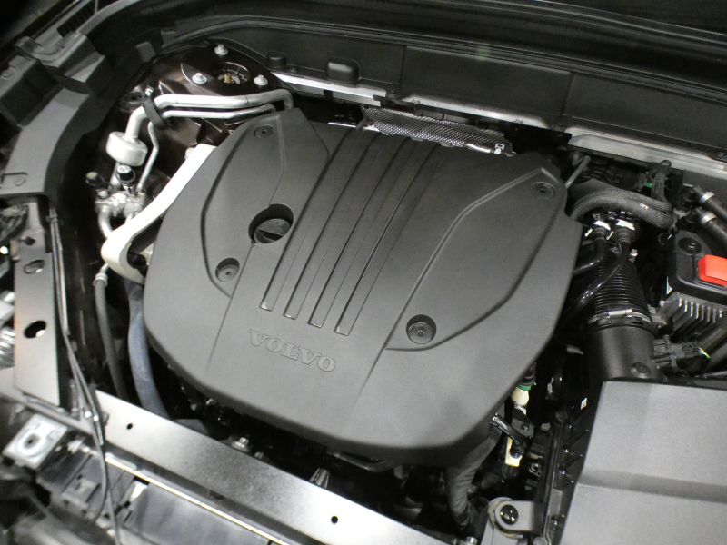 ボルボ XC60 XC60 B5 AWD ｲﾝｽｸﾘﾌﾟｼｮﾝ　追ACC･LKA･ BLIS 茶革 全席ﾋｰﾀｰ ﾍﾞﾝﾁﾚｰﾀｰ ﾏｯｻｰｼﾞ ☆ｻﾝﾙｰﾌ ☆ｸﾘｽﾀﾙｼﾌﾄ ﾀｯﾁｽｸﾘｰﾝHDDﾅﾋﾞ ☆B&Wｻｳﾝﾄﾞ 全周囲ｶﾒﾗ LEDﾗｲﾄ ｵｰﾄﾃｰﾙｹﾞｰﾄ 19AW B5EG+ﾓｰﾀｰ　2年保証