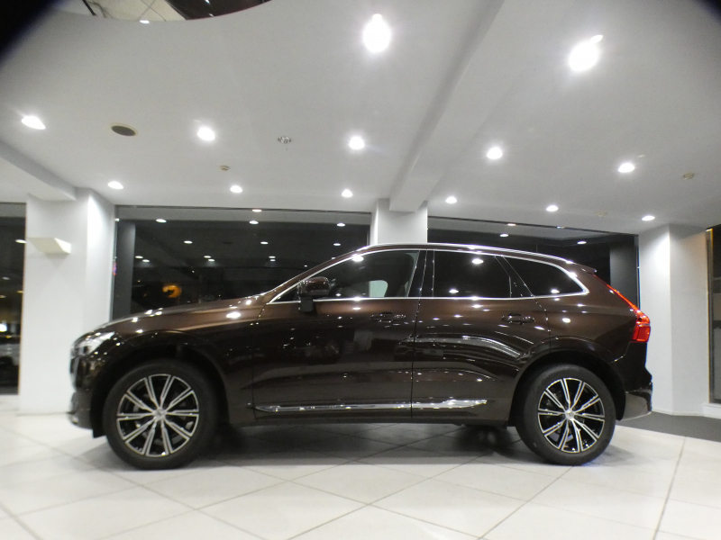 ボルボ XC60 XC60 B5 AWD ｲﾝｽｸﾘﾌﾟｼｮﾝ　追ACC･LKA･ BLIS 茶革 全席ﾋｰﾀｰ ﾍﾞﾝﾁﾚｰﾀｰ ﾏｯｻｰｼﾞ ☆ｻﾝﾙｰﾌ ☆ｸﾘｽﾀﾙｼﾌﾄ ﾀｯﾁｽｸﾘｰﾝHDDﾅﾋﾞ ☆B&Wｻｳﾝﾄﾞ 全周囲ｶﾒﾗ LEDﾗｲﾄ ｵｰﾄﾃｰﾙｹﾞｰﾄ 19AW B5EG+ﾓｰﾀｰ　2年保証