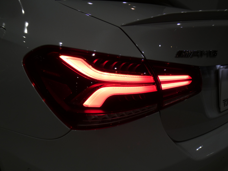 AMG Aクラス A35 4MATIC ｾﾀﾞﾝ AMGﾊﾟﾌｫｰﾏﾝｽ&AMGｱﾄﾞﾊﾞﾝｽﾄPKG　☆AMGﾊﾟﾌｫｰﾏﾝｽｼｰﾄ(黒/赤) ☆ﾊﾟﾉﾗﾏSR MBUX Meｺﾈ ｱﾄﾞﾊﾞﾝｽﾄｻｳﾝﾄﾞ ﾍｯﾄﾞUDSP 全周ｶﾒﾗ PTS ﾏﾙﾁﾋﾞｰﾑLED ｱﾝﾋﾞｴﾝﾄﾗｲﾄ AMGｽﾀｲﾘﾝｸﾞ&18AW 306ps　2年保証