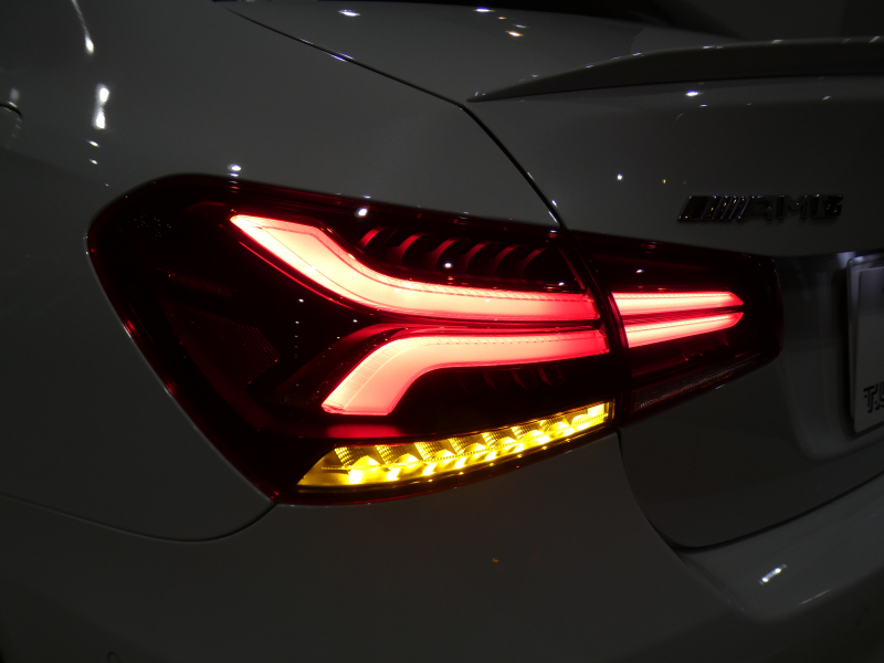 AMG Aクラス A35 4MATIC ｾﾀﾞﾝ AMGﾊﾟﾌｫｰﾏﾝｽ&AMGｱﾄﾞﾊﾞﾝｽﾄPKG　☆AMGﾊﾟﾌｫｰﾏﾝｽｼｰﾄ(黒/赤) ☆ﾊﾟﾉﾗﾏSR MBUX Meｺﾈ ｱﾄﾞﾊﾞﾝｽﾄｻｳﾝﾄﾞ ﾍｯﾄﾞUDSP 全周ｶﾒﾗ PTS ﾏﾙﾁﾋﾞｰﾑLED ｱﾝﾋﾞｴﾝﾄﾗｲﾄ AMGｽﾀｲﾘﾝｸﾞ&18AW 306ps　2年保証
