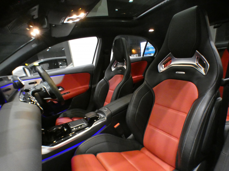 AMG Aクラス A35 4MATIC ｾﾀﾞﾝ AMGﾊﾟﾌｫｰﾏﾝｽ&AMGｱﾄﾞﾊﾞﾝｽﾄPKG　☆AMGﾊﾟﾌｫｰﾏﾝｽｼｰﾄ(黒/赤) ☆ﾊﾟﾉﾗﾏSR MBUX Meｺﾈ ｱﾄﾞﾊﾞﾝｽﾄｻｳﾝﾄﾞ ﾍｯﾄﾞUDSP 全周ｶﾒﾗ PTS ﾏﾙﾁﾋﾞｰﾑLED ｱﾝﾋﾞｴﾝﾄﾗｲﾄ AMGｽﾀｲﾘﾝｸﾞ&18AW 306ps　2年保証