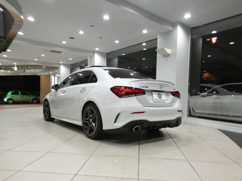 AMG Aクラス A35 4MATIC ｾﾀﾞﾝ AMGﾊﾟﾌｫｰﾏﾝｽ&AMGｱﾄﾞﾊﾞﾝｽﾄPKG　☆AMGﾊﾟﾌｫｰﾏﾝｽｼｰﾄ(黒/赤) ☆ﾊﾟﾉﾗﾏSR MBUX Meｺﾈ ｱﾄﾞﾊﾞﾝｽﾄｻｳﾝﾄﾞ ﾍｯﾄﾞUDSP 全周ｶﾒﾗ PTS ﾏﾙﾁﾋﾞｰﾑLED ｱﾝﾋﾞｴﾝﾄﾗｲﾄ AMGｽﾀｲﾘﾝｸﾞ&18AW 306ps　2年保証