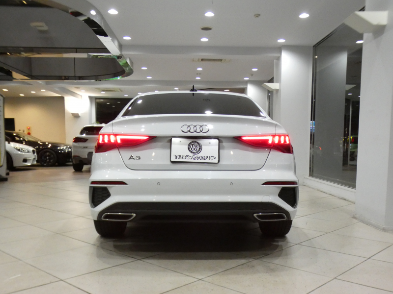 アウディ A3 A3ｾﾀﾞﾝ 30TFSI Sﾗｲﾝ ｺﾝﾋﾞﾆｴﾝｽ&ｱｼｽﾀﾝｽ&SﾗｲﾝﾌﾟﾗｽPKG　ADVｷｰ 追ACC ｻｲﾄﾞｱｼｽﾄ ｱｳﾃﾞｨﾌﾟﾚｾﾝｽ 黒革 ﾋｰﾀｰ MMIﾅﾋﾞ(ﾀｯﾁﾚｽﾎﾟﾝｽ付) ﾊﾞｰﾁｬﾙCP Bｶﾒﾗ PDC ☆ﾏﾄﾘｸｽLED ｱﾝﾋﾞｴﾝﾄﾗｲﾄ Sﾗｲﾝｴｸｽﾃﾘｱ&18AW　2年保証