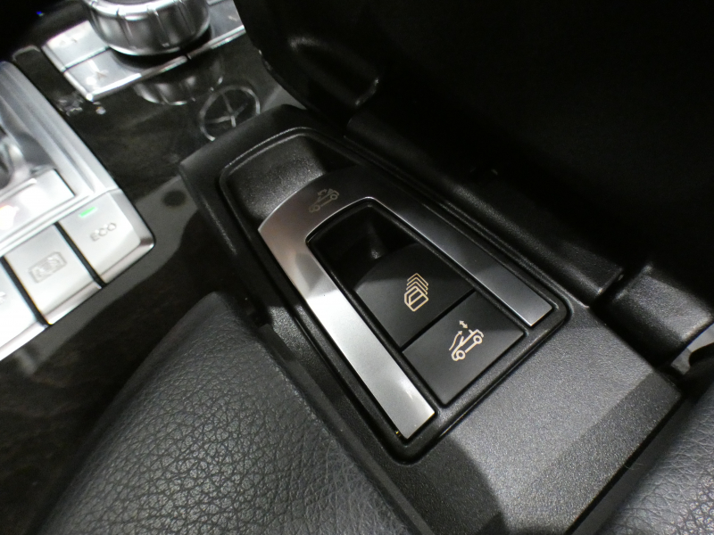 メルセデスベンツ SLクラス SL350 BE AMGｽﾎﾟｰﾂ&ﾚｰﾀﾞｰｾｰﾌﾃｨPKG　☆左ﾊﾝﾄﾞﾙ ｷｰﾚｽｺﾞｰ 黒革 ﾋｰﾀｰ ☆ﾏｼﾞｯｸｽｶｲR ﾅﾋﾞTV Bｶﾒﾗ PTS ｷｾﾉﾝ ｲﾝﾃﾘｼﾞｪﾝﾄﾗｲﾄ AMGｽﾀｲﾘﾝｸﾞ&19AW　2年保証
