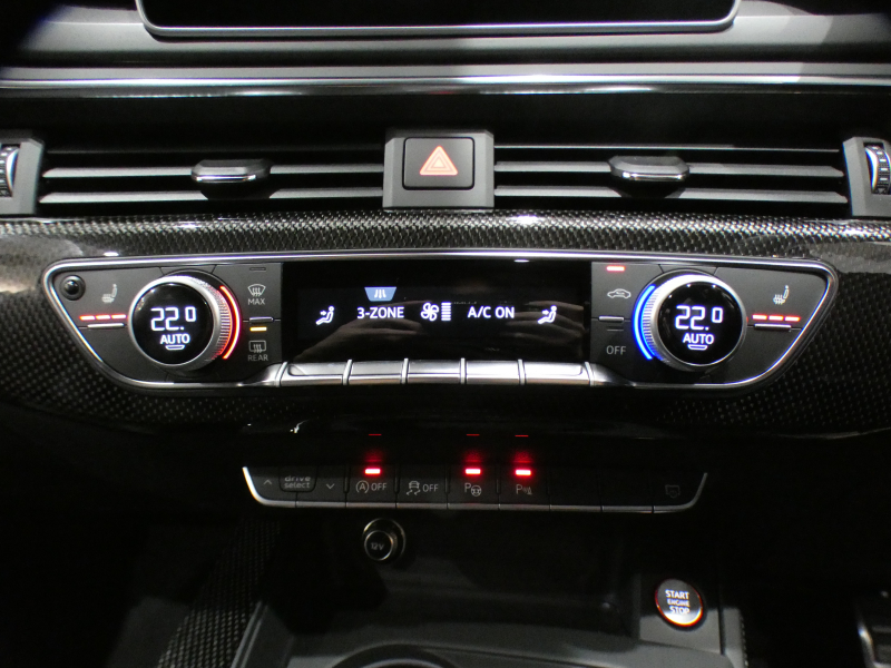 アウディ S4 S4ｱﾊﾞﾝﾄ ﾚｻﾞｰ&ｱｼｽﾀﾝｽPKG　追ACC ﾚｰﾝ&ｻｲﾄﾞｱｼｽﾄ ｱｳﾃﾞｨﾌﾟﾚｾﾝｽ 黒革 ﾋｰﾀｰ ﾏｯｻｰｼﾞ機能 MMIﾅﾋﾞTV ﾊﾞｰﾁｬﾙCP 全周囲ｶﾒﾗ PDC ﾏﾄﾘｸｽLED 専用ｴｸｽﾃﾘｱ ☆OP19AW 赤ｷｬﾘﾊﾟｰ 354ps　2年保証