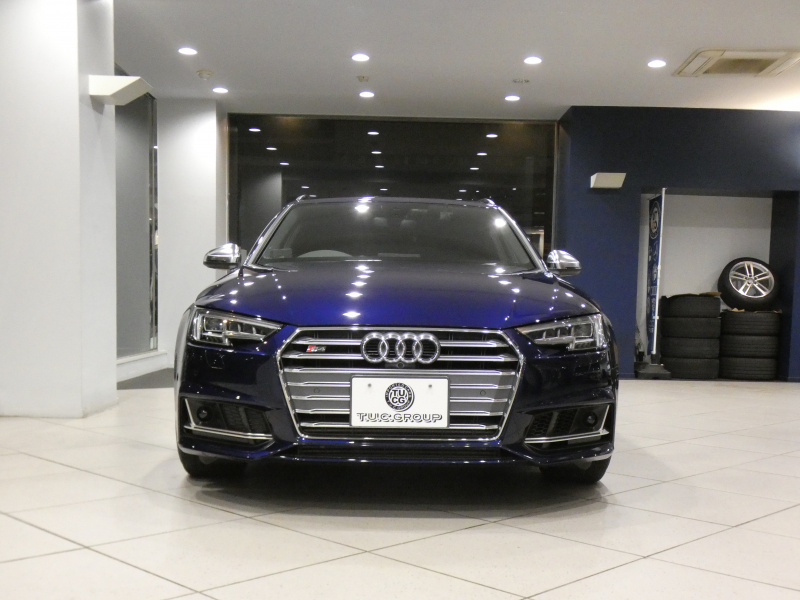 アウディ S4 S4ｱﾊﾞﾝﾄ ﾚｻﾞｰ&ｱｼｽﾀﾝｽPKG　追ACC ﾚｰﾝ&ｻｲﾄﾞｱｼｽﾄ ｱｳﾃﾞｨﾌﾟﾚｾﾝｽ 黒革 ﾋｰﾀｰ ﾏｯｻｰｼﾞ機能 MMIﾅﾋﾞTV ﾊﾞｰﾁｬﾙCP 全周囲ｶﾒﾗ PDC ﾏﾄﾘｸｽLED 専用ｴｸｽﾃﾘｱ ☆OP19AW 赤ｷｬﾘﾊﾟｰ 354ps　2年保証