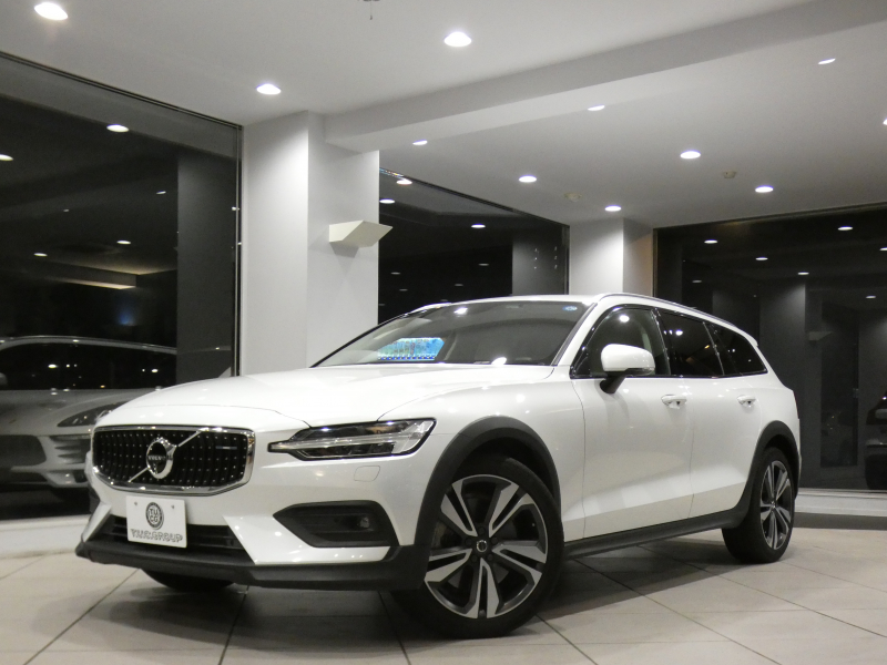 ボルボ V60 V60ｸﾛｽｶﾝﾄﾘｰ T5ﾌﾟﾛ AWD　追ACC･LKA･ LCMA 白革 ﾋｰﾀｰ ﾍﾞﾝﾁﾚｰﾀｰ ﾏｯｻｰｼﾞ機能 ﾀｯﾁｽｸﾘｰﾝHDDﾅﾋﾞTV harman/K 全周囲ｶﾒﾗ ﾍｯﾄﾞｱｯﾌﾟDSP LEDﾗｲﾄ ｵｰﾄﾃｰﾙｹﾞｰﾄ 19AW　2年保証