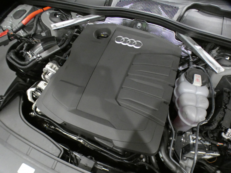 アウディ A4アバント A4ｱﾊﾞﾝﾄ 40TDIｸﾜﾄﾛ Sﾗｲﾝ ﾌﾞﾗｯｸｽﾀｲﾙﾌﾟﾗｽ　☆限定 追ACC ﾚｰﾝ&ｻｲﾄﾞｱｼｽﾄ 半革 ☆全席ﾋｰﾀｰ ﾀｯﾁﾚｽﾎﾟﾝｽ付MMIﾅﾋﾞ ﾊﾞｰﾁｬﾙCP 全周囲ｶﾒﾗ PDC ﾊﾟｰｸｱｼｽﾄ ﾏﾄﾘｸｽLED ｱﾝﾋﾞｴﾝﾄﾗｲﾄ Sﾗｲﾝｴｸｽﾃﾘｱ 専用19AW 赤ｷｬﾘﾊﾟｰ　2年保証