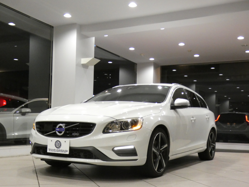 ボルボ V60 V60 T6 AWD Rﾃﾞｻﾞｲﾝ　Pｽﾀｰﾄ 追ACC LCMA LKA BLIS 衝突軽減 黒革 ﾋｰﾀｰ 7ｲﾝﾁHDDﾅﾋﾞ MSV ☆harman/k Bｶﾒﾗ ｾﾝｻｰ ｷｾﾉﾝ Rﾃﾞｻﾞｲﾝ専用ｴｸｽﾃﾘｱ&19AW ☆直6EG 304ps　2年保証