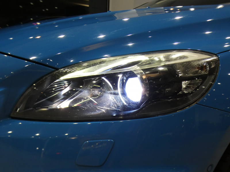 ボルボ V40 V40 T5 Rﾃﾞｻﾞｲﾝ　☆1ｵｰﾅｰ Pｽﾀｰﾄ 追ACC LCMA LKA BLIS 衝突軽減 黒革 ﾋｰﾀｰ 7ｲﾝﾁHDDﾅﾋﾞ MSV  Bｶﾒﾗ ｾﾝｻｰ ｷｾﾉﾝ Rﾃﾞｻﾞｲﾝ専用ｴｸｽﾃﾘｱ&18AW 245ps　2年保証