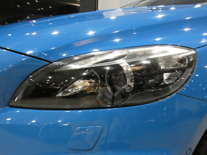 ボルボ V40 V40 T5 Rﾃﾞｻﾞｲﾝ　☆1ｵｰﾅｰ Pｽﾀｰﾄ 追ACC LCMA LKA BLIS 衝突軽減 黒革 ﾋｰﾀｰ 7ｲﾝﾁHDDﾅﾋﾞ MSV  Bｶﾒﾗ ｾﾝｻｰ ｷｾﾉﾝ Rﾃﾞｻﾞｲﾝ専用ｴｸｽﾃﾘｱ&18AW 245ps　2年保証