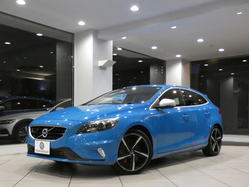 ボルボ V40 V40 T5 Rﾃﾞｻﾞｲﾝ　☆1ｵｰﾅｰ Pｽﾀｰﾄ 追ACC LCMA LKA BLIS 衝突軽減 黒革 ﾋｰﾀｰ 7ｲﾝﾁHDDﾅﾋﾞ MSV  Bｶﾒﾗ ｾﾝｻｰ ｷｾﾉﾝ Rﾃﾞｻﾞｲﾝ専用ｴｸｽﾃﾘｱ&18AW 245ps　2年保証
