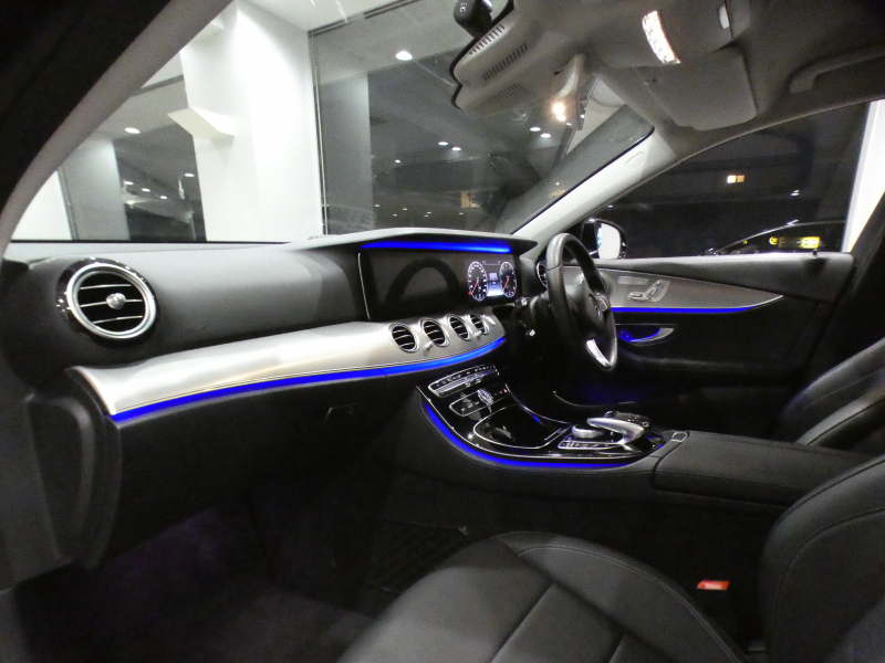 メルセデスベンツ Eクラス E200 4MATIC AVG ﾚｻﾞｰ&ﾚｰﾀﾞｰｾｰﾌﾃｨPKG　ｷｰﾚｽｺﾞｰ 黒革 全席ﾋｰﾀｰ ﾅﾋﾞTV ☆ﾌﾞﾙﾒｽﾀｰ 全周囲ｶﾒﾗ PTS ｴｱﾊﾞﾗﾝｽ LEDﾗｲﾄ ｱﾝﾋﾞｴﾝﾄﾗｲﾄ 18AW　2年保証