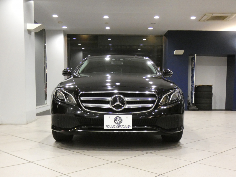 メルセデスベンツ Eクラス E200 4MATIC AVG ﾚｻﾞｰ&ﾚｰﾀﾞｰｾｰﾌﾃｨPKG　ｷｰﾚｽｺﾞｰ 黒革 全席ﾋｰﾀｰ ﾅﾋﾞTV ☆ﾌﾞﾙﾒｽﾀｰ 全周囲ｶﾒﾗ PTS ｴｱﾊﾞﾗﾝｽ LEDﾗｲﾄ ｱﾝﾋﾞｴﾝﾄﾗｲﾄ 18AW　2年保証