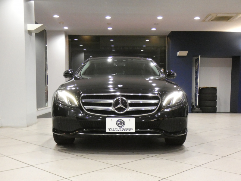 メルセデスベンツ Eクラス E200 4MATIC AVG ﾚｻﾞｰ&ﾚｰﾀﾞｰｾｰﾌﾃｨPKG　ｷｰﾚｽｺﾞｰ 黒革 全席ﾋｰﾀｰ ﾅﾋﾞTV ☆ﾌﾞﾙﾒｽﾀｰ 全周囲ｶﾒﾗ PTS ｴｱﾊﾞﾗﾝｽ LEDﾗｲﾄ ｱﾝﾋﾞｴﾝﾄﾗｲﾄ 18AW　2年保証