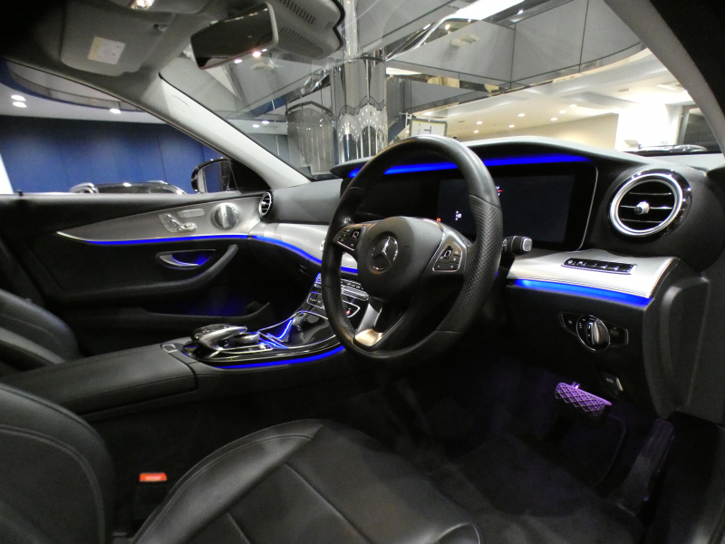 メルセデスベンツ Eクラス E200 4MATIC AVG ﾚｻﾞｰ&ﾚｰﾀﾞｰｾｰﾌﾃｨPKG　ｷｰﾚｽｺﾞｰ 黒革 全席ﾋｰﾀｰ ﾅﾋﾞTV ☆ﾌﾞﾙﾒｽﾀｰ 全周囲ｶﾒﾗ PTS ｴｱﾊﾞﾗﾝｽ LEDﾗｲﾄ ｱﾝﾋﾞｴﾝﾄﾗｲﾄ 18AW　2年保証