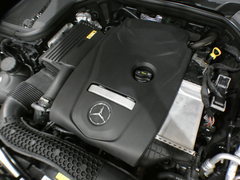 メルセデスベンツ Eクラス E200 4MATIC AVG ﾚｻﾞｰ&ﾚｰﾀﾞｰｾｰﾌﾃｨPKG　ｷｰﾚｽｺﾞｰ 黒革 全席ﾋｰﾀｰ ﾅﾋﾞTV ☆ﾌﾞﾙﾒｽﾀｰ 全周囲ｶﾒﾗ PTS ｴｱﾊﾞﾗﾝｽ LEDﾗｲﾄ ｱﾝﾋﾞｴﾝﾄﾗｲﾄ 18AW　2年保証