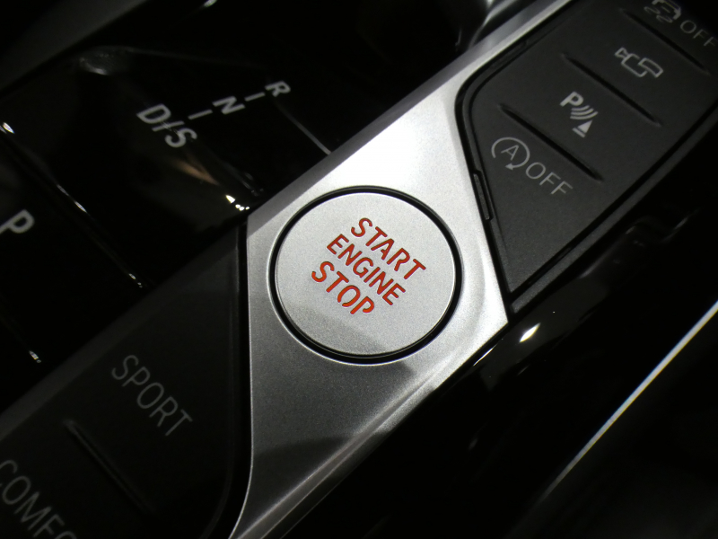 BMW 2シリーズ M240i Xﾄﾞﾗｲﾌﾞ ｸｰﾍﾟ ﾊｲﾗｲﾝPKG　Dｱｼｽﾄ 追ACC ﾚｰﾝDW 衝突軽減 黒革 ﾋｰﾀｰ iﾄﾞﾗｲﾌﾞﾅﾋﾞ(第7世代) ☆ｶｰﾌﾞﾄﾞDSP ☆BEWIYHｻｳﾝﾄﾞ ﾗｲﾌﾞCP ﾜｲﾔﾚｽCH ﾍｯﾄﾞｱｯﾌﾟDSP 全周囲ｶﾒﾗ PDC LEDﾗｲﾄ Mﾊｲﾗｲﾀｰｽﾞｲﾙﾐ 19AW ☆KWｻｽﾍﾟﾝｼｮﾝ 387ps　2年保証