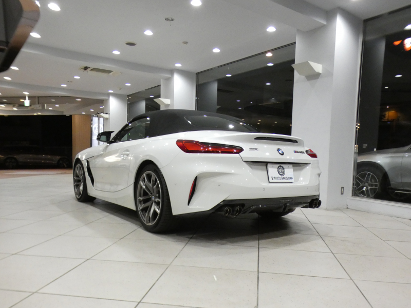 BMW Z4 Z4 M40i ｲﾉﾍﾞｰｼｮﾝPKG　ｺﾝﾌｫA Dｱｼｽﾄ 追ACC ﾚｰﾝDW 衝突軽減 茶革/黒幌 ﾋｰﾀｰ iﾄﾞﾗｲﾌﾞﾅﾋﾞ(第7世代) ﾗｲﾌﾞCP ☆harman/k ﾜｲﾔﾚｽCH ﾍｯﾄﾞｱｯﾌﾟDSP Bｶﾒﾗ 全周PDC LEDﾗｲﾄ 専用ｴｸｽﾃﾘｱ&19AW ☆3Dﾃﾞｻﾞｲﾝﾏﾌﾗｰ 340ps　2年保証
