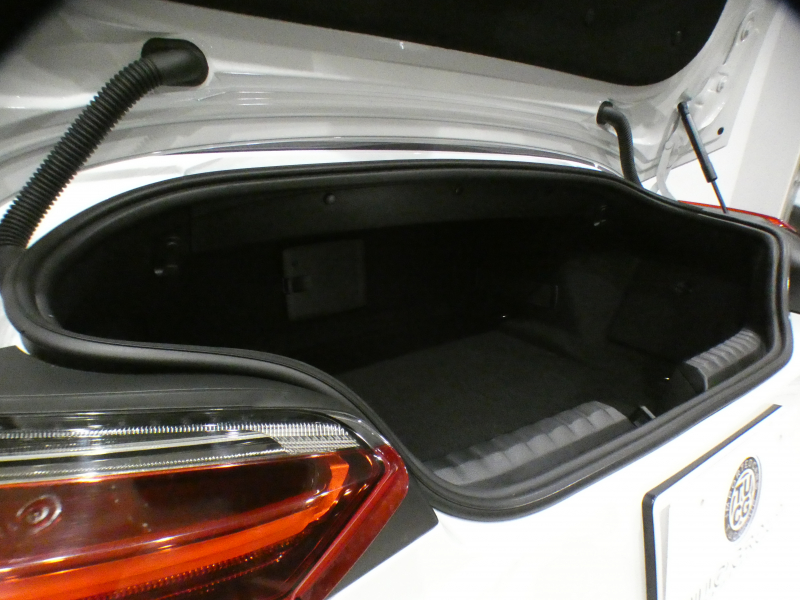 BMW Z4 Z4 M40i ｲﾉﾍﾞｰｼｮﾝPKG　ｺﾝﾌｫA Dｱｼｽﾄ 追ACC ﾚｰﾝDW 衝突軽減 茶革/黒幌 ﾋｰﾀｰ iﾄﾞﾗｲﾌﾞﾅﾋﾞ(第7世代) ﾗｲﾌﾞCP ☆harman/k ﾜｲﾔﾚｽCH ﾍｯﾄﾞｱｯﾌﾟDSP Bｶﾒﾗ 全周PDC LEDﾗｲﾄ 専用ｴｸｽﾃﾘｱ&19AW ☆3Dﾃﾞｻﾞｲﾝﾏﾌﾗｰ 340ps　2年保証