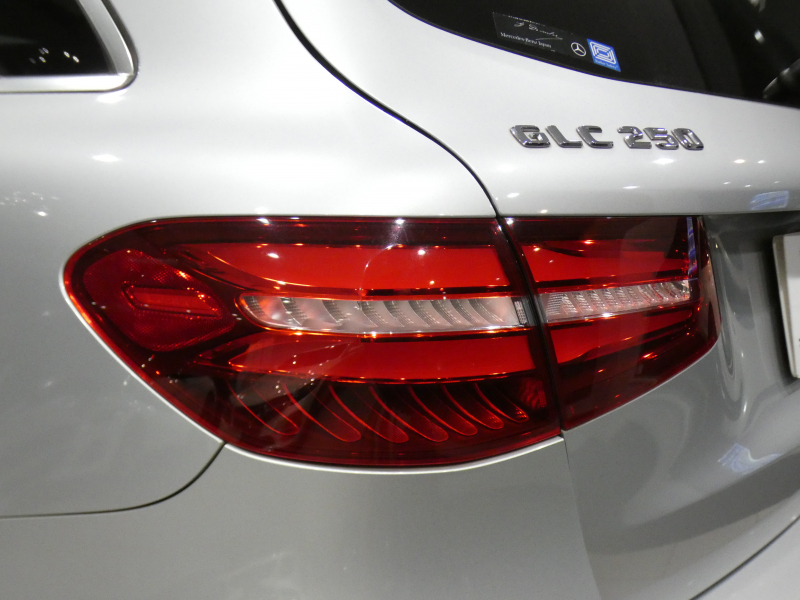 メルセデスベンツ GLC GLC250 4MATICｽﾎﾟｰﾂ ﾚｰﾀﾞｰｾｰﾌﾃｨPKG　ｷｰﾚｽｺﾞｰ 黒半革 ﾋｰﾀｰ ﾅﾋﾞTV 全周囲ｶﾒﾗ PTS ﾍｯﾄﾞｱｯﾌﾟDSP LEDﾗｲﾄ ｱﾝﾋﾞｴﾝﾄﾗｲﾄ AMGｽﾀｲﾘﾝｸﾞ&19AW　2年保証
