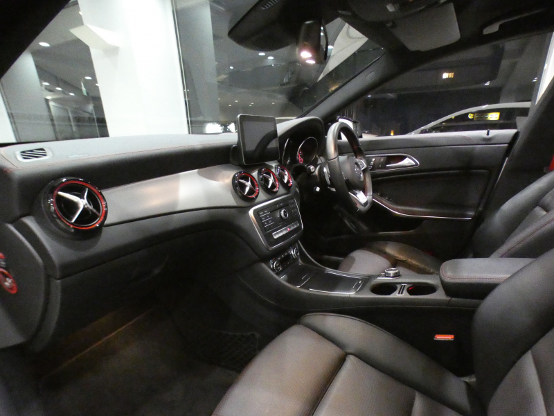 メルセデスベンツ Cクラス CLA250 ｼｭﾎﾟﾙﾄ 4MATIC ｼｭｰﾃｨﾝｸﾞﾌﾞﾚｰｸ AMGﾚｻﾞｰｴｸｽｸﾙｰｼﾌﾞPKG　後期 黒革 ☆ﾊﾟﾉﾗﾏSR ﾅﾋﾞTV carPlay ☆harman/k Bｶﾒﾗ PTS LEDﾗｲﾄ ｱﾝﾋﾞｴﾝﾄﾗｲﾄ AMGｽﾀｲﾘﾝｸﾞ&18AW　2年保証