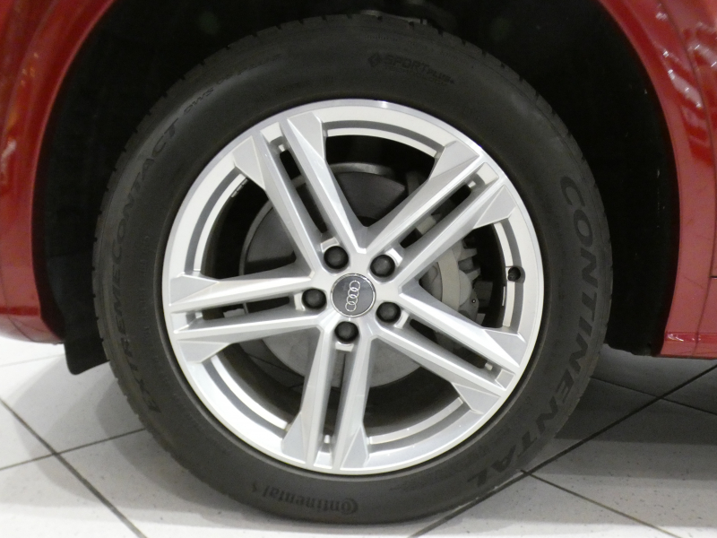 アウディ Q5 Q5 2.0TFSIｸﾜﾄﾛｽﾎﾟｰﾂ Sﾗｲﾝ&ｱｼｽﾀﾝｽPKG　ADVｷｰ 追ACC ﾚｰﾝ&ｻｲﾄﾞｱｼｽﾄ ｱｳﾃﾞｨﾌﾟﾚｾﾝｽ ﾊﾟｰｸｱｼｽﾄ 半革 ﾋｰﾀｰ MMIﾅﾋﾞ ﾊﾞｰﾁｬﾙCP 全周囲ｶﾒﾗ PDC LEDﾗｲﾄ Sﾗｲﾝｴｸｽﾃﾘｱ&19AW　2年保証