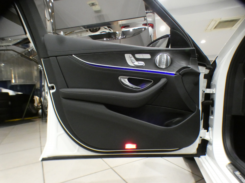 メルセデスベンツ Eクラス E250AVGｽﾎﾟｰﾂ ﾚｻﾞｰｴｸｽｸﾙｰｼﾌﾞ&ﾚｰﾀﾞｰｾｰﾌﾃｨPKG　黒革 全席ﾋｰﾀｰ ☆ﾊﾟﾉﾗﾏSR ﾅﾋﾞTV ☆ﾌﾞﾙﾒｽﾀｰ 全周囲ｶﾒﾗ PTS ｴｱﾊﾞﾗﾝｽ ﾍｯﾄﾞｱｯﾌﾟDSP ﾏﾙﾁﾋﾞｰﾑLED ｱﾝﾋﾞｴﾝﾄﾗｲﾄ AMGｽﾀｲﾘﾝｸﾞ&19AW　2年保証