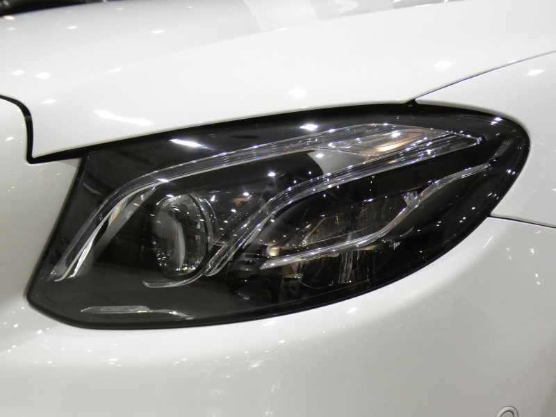 メルセデスベンツ Eクラス E250AVGｽﾎﾟｰﾂ ﾚｻﾞｰｴｸｽｸﾙｰｼﾌﾞ&ﾚｰﾀﾞｰｾｰﾌﾃｨPKG　黒革 全席ﾋｰﾀｰ ☆ﾊﾟﾉﾗﾏSR ﾅﾋﾞTV ☆ﾌﾞﾙﾒｽﾀｰ 全周囲ｶﾒﾗ PTS ｴｱﾊﾞﾗﾝｽ ﾍｯﾄﾞｱｯﾌﾟDSP ﾏﾙﾁﾋﾞｰﾑLED ｱﾝﾋﾞｴﾝﾄﾗｲﾄ AMGｽﾀｲﾘﾝｸﾞ&19AW　2年保証