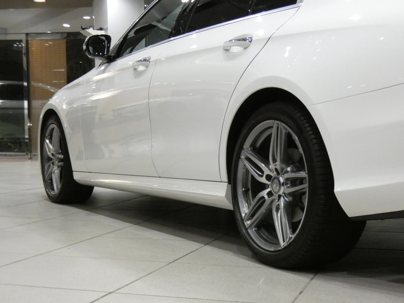 メルセデスベンツ Eクラス E250AVGｽﾎﾟｰﾂ ﾚｻﾞｰｴｸｽｸﾙｰｼﾌﾞ&ﾚｰﾀﾞｰｾｰﾌﾃｨPKG　黒革 全席ﾋｰﾀｰ ☆ﾊﾟﾉﾗﾏSR ﾅﾋﾞTV ☆ﾌﾞﾙﾒｽﾀｰ 全周囲ｶﾒﾗ PTS ｴｱﾊﾞﾗﾝｽ ﾍｯﾄﾞｱｯﾌﾟDSP ﾏﾙﾁﾋﾞｰﾑLED ｱﾝﾋﾞｴﾝﾄﾗｲﾄ AMGｽﾀｲﾘﾝｸﾞ&19AW　2年保証
