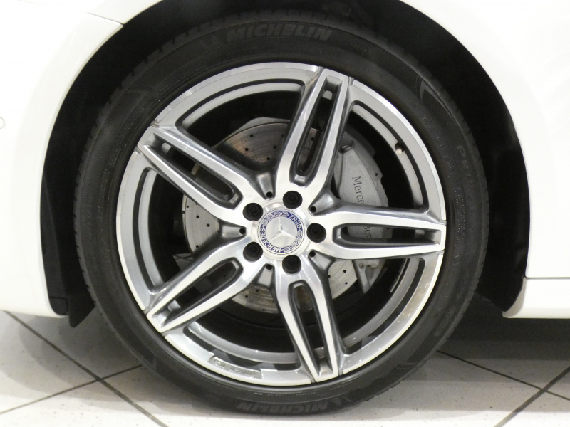 メルセデスベンツ Eクラス E250AVGｽﾎﾟｰﾂ ﾚｻﾞｰｴｸｽｸﾙｰｼﾌﾞ&ﾚｰﾀﾞｰｾｰﾌﾃｨPKG　黒革 全席ﾋｰﾀｰ ☆ﾊﾟﾉﾗﾏSR ﾅﾋﾞTV ☆ﾌﾞﾙﾒｽﾀｰ 全周囲ｶﾒﾗ PTS ｴｱﾊﾞﾗﾝｽ ﾍｯﾄﾞｱｯﾌﾟDSP ﾏﾙﾁﾋﾞｰﾑLED ｱﾝﾋﾞｴﾝﾄﾗｲﾄ AMGｽﾀｲﾘﾝｸﾞ&19AW　2年保証