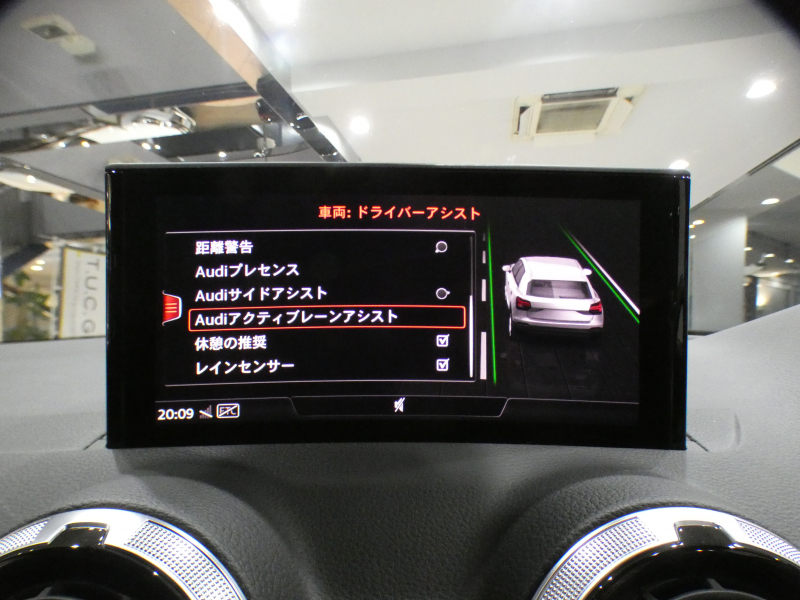 アウディ Q2 Q2 1stｴﾃﾞｨｼｮﾝ ｺﾝﾋﾞﾆ&ｱｼｽﾀﾝｽPKG　☆限定 ADVｷｰ 追ACC ﾚｰﾝ&ｻｲﾄﾞｱｼｽﾄ ｱｳﾃﾞｨﾌﾟﾚｾﾝｽ 半革 ﾋｰﾀｰ MMIﾅﾋﾞ ﾊﾞｰﾁｬﾙCP ☆ﾜｲﾔﾚｽﾁｬｰｼﾞ Bｶﾒﾗ PDC ☆ﾏﾄﾘｸｽLEDﾗｲﾄ ｵｰﾄﾃｰﾙｹﾞｰﾄ Sﾗｲﾝｴｸｽﾃﾘｱ ☆ｱｳﾃﾞｨｽﾎﾟｰﾂ19AW　2年保証