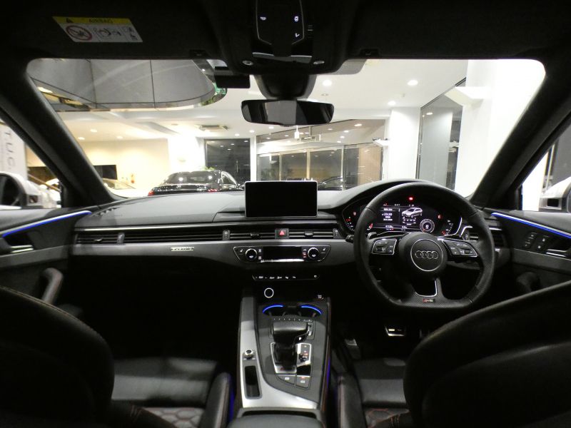 アウディ RS4アバント RS4ｱﾊﾞﾝﾄ 2.9TFSIｸﾜﾄﾛ ｱｼｽﾀﾝｽPKG　ADVｷｰ 追ACC ﾚｰﾝ&ｻｲﾄﾞｱｼｽﾄ ｱｳﾃﾞｨﾌﾟﾚｾﾝｽ 黒革 ﾋｰﾀｰ MMIﾅﾋﾞ ﾊﾞｰﾁｬﾙCP B&Oｻｳﾝﾄﾞ 全周囲ｶﾒﾗ PDC ﾏﾄﾘｸｽLED 専用ｴｸｽﾃﾘｱ&20AW RSｽﾎﾟｰﾂEX 450ps　2年保証